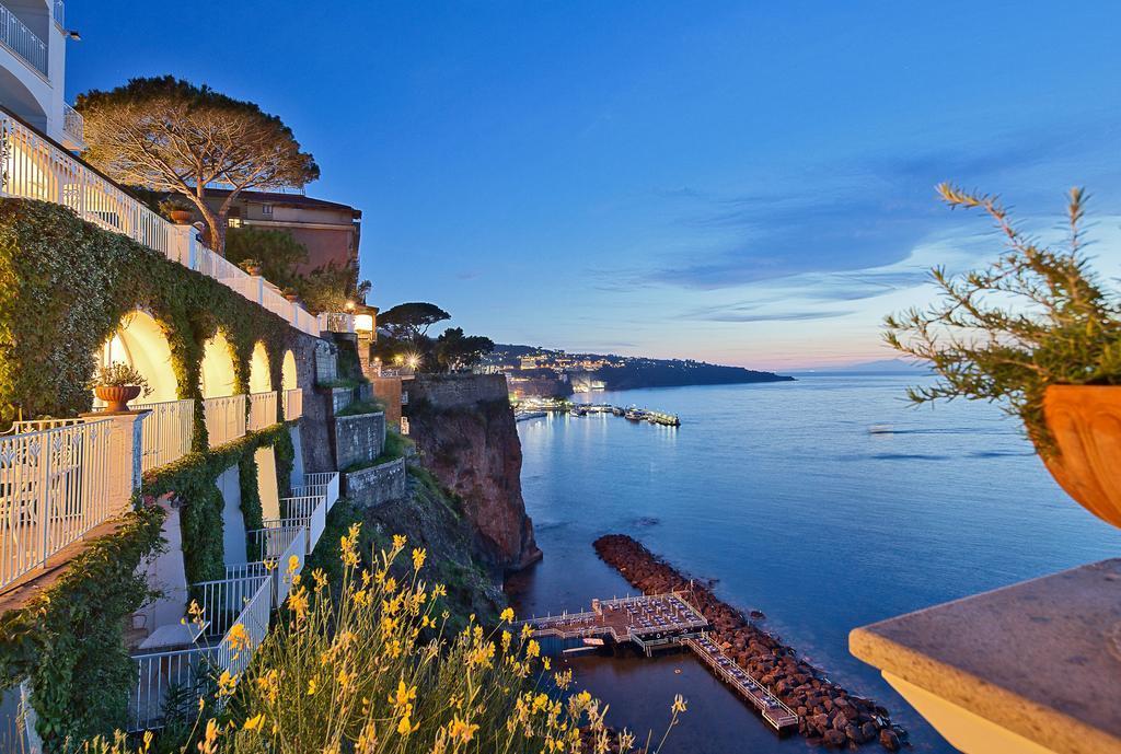 Grand Hotel Riviera Sorrento Exterior foto