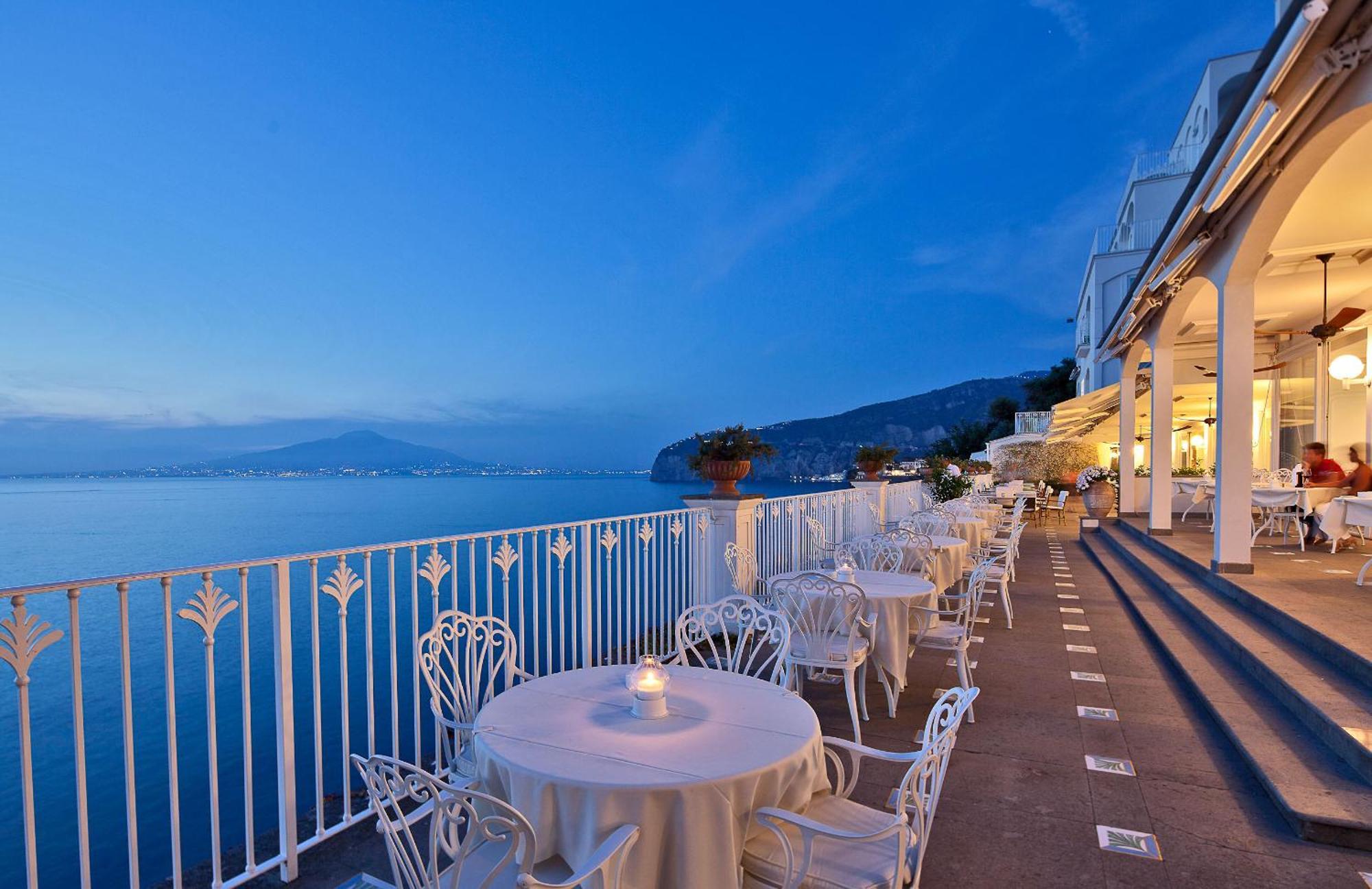 Grand Hotel Riviera Sorrento Exterior foto